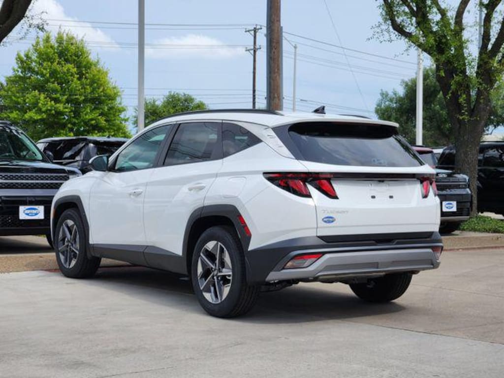 New 2026 Hyundai Tucson SEL FWD SUV