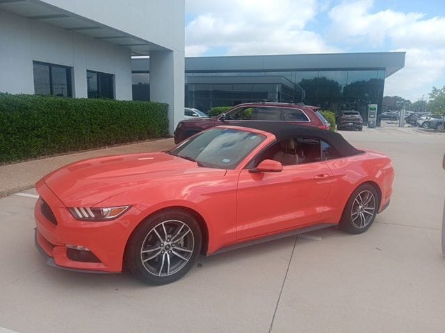 2015 Ford Mustang's photo