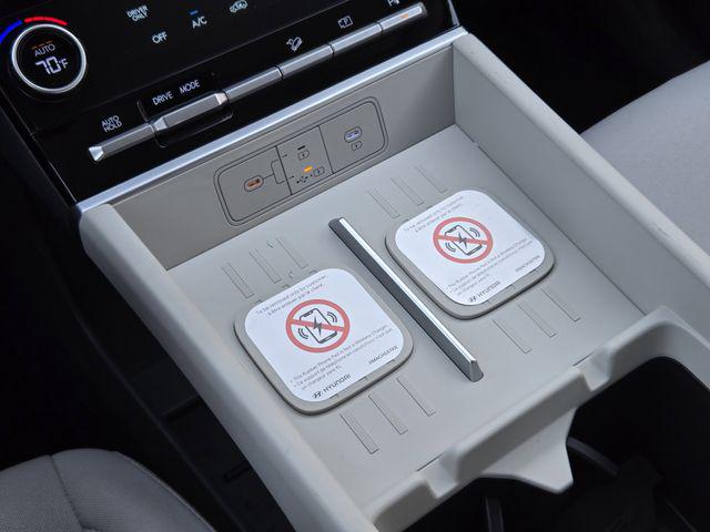 2026 Hyundai Santa Fe SE - Photo 14