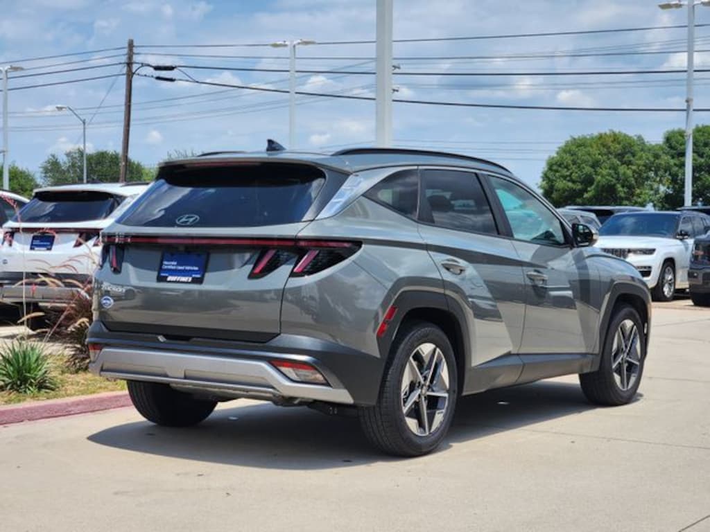 Certified 2025 Hyundai Tucson SEL Convenience SUV