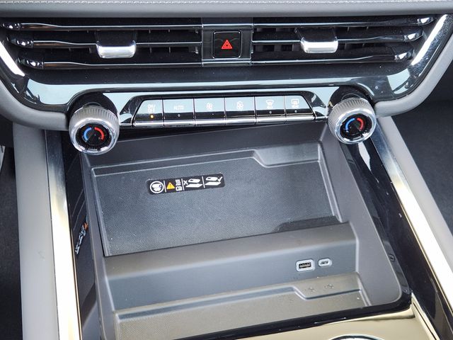 2026 Chevrolet Tahoe Z71 - Photo 15