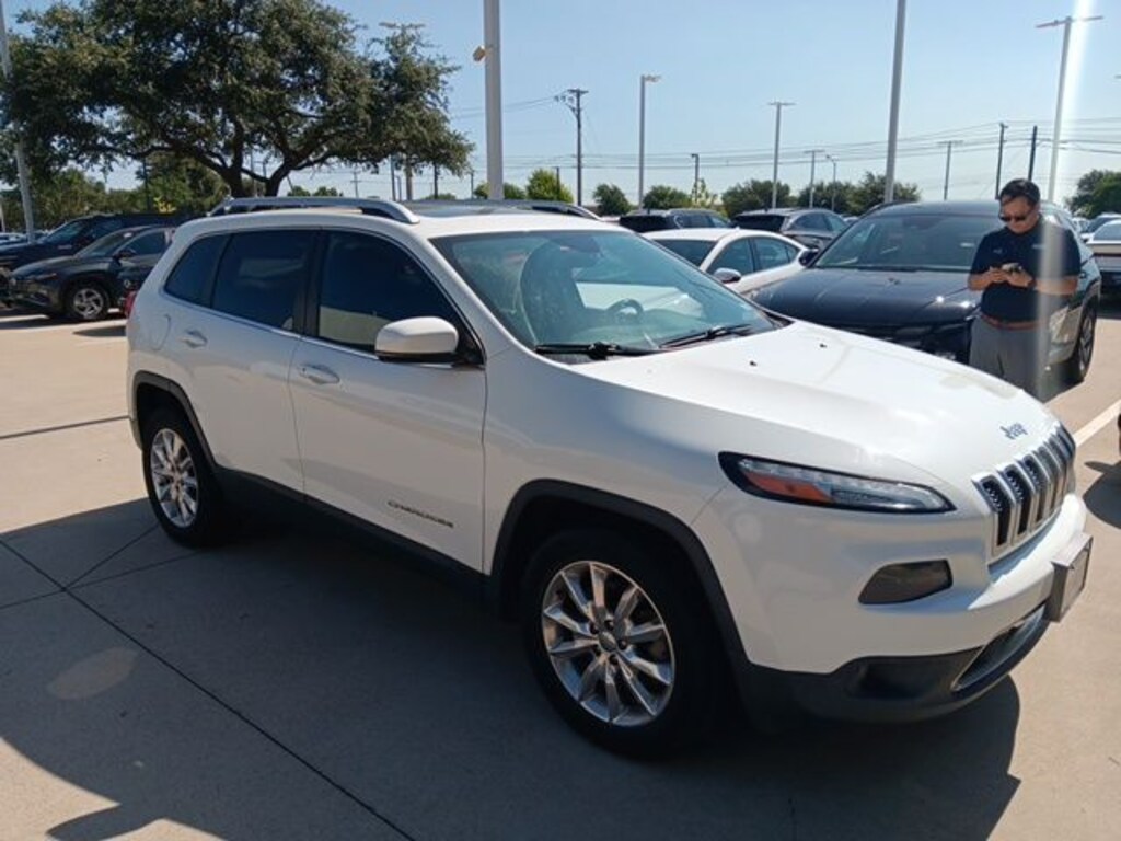 Used 2015 Jeep Cherokee Limited SUV
