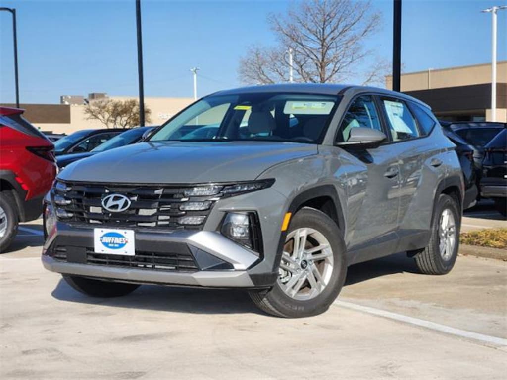 New 2025 Hyundai Tucson SE FWD SUV