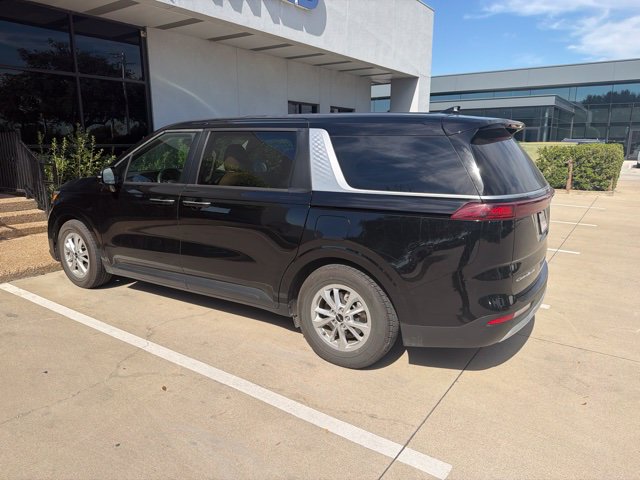 Used 2022 Kia Carnival LX Minivan/Van
