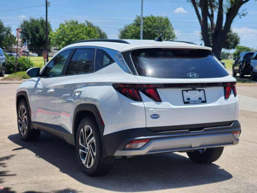 New 2026 Hyundai Tucson SEL Plus FWD SUV