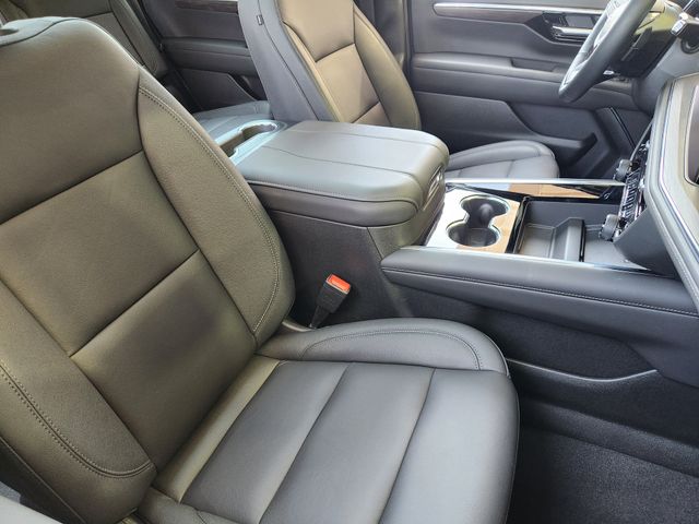 2026 Chevrolet Tahoe Z71 - Photo 10