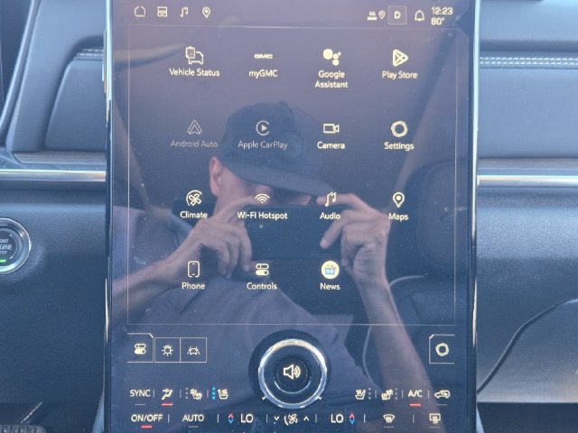 2026 GMC Terrain Denali - Photo 10