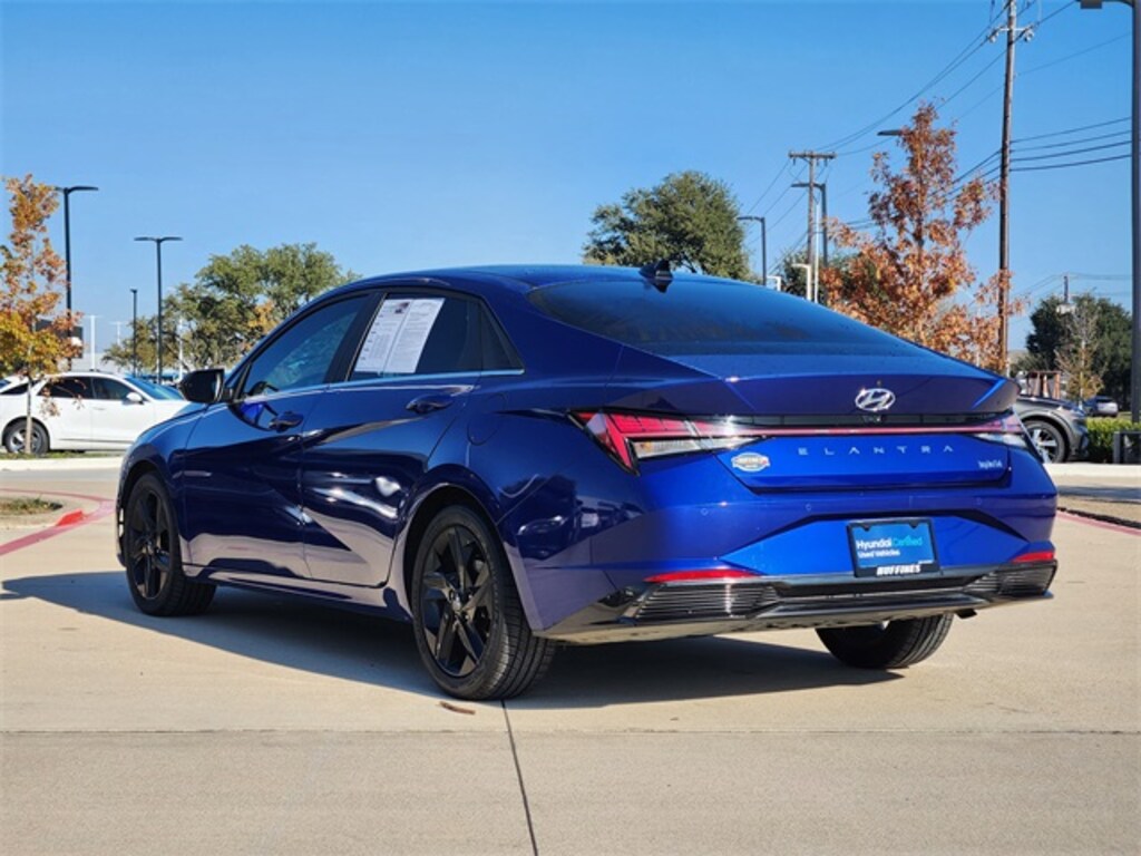 Certified 2022 Hyundai Elantra Hybrid Limited Sedan