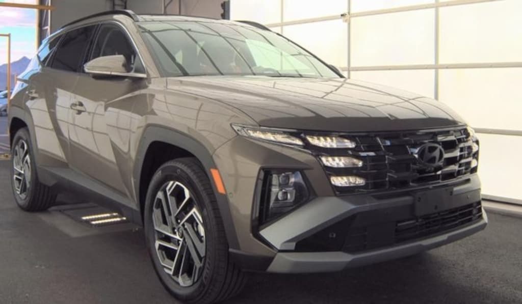 Certified 2025 Hyundai Tucson Hybrid Limited SUV