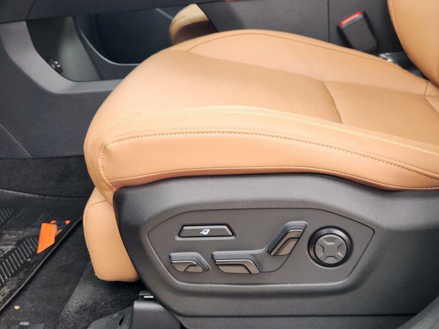 2026 Hyundai Santa Fe Calligraphy - Photo 18