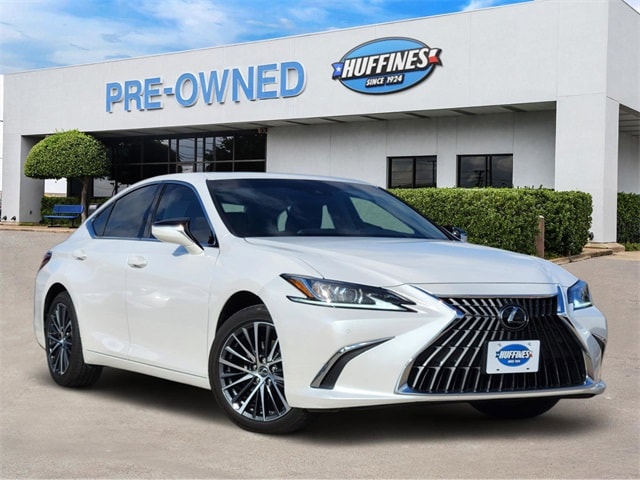 2023 Lexus ES 350's photo