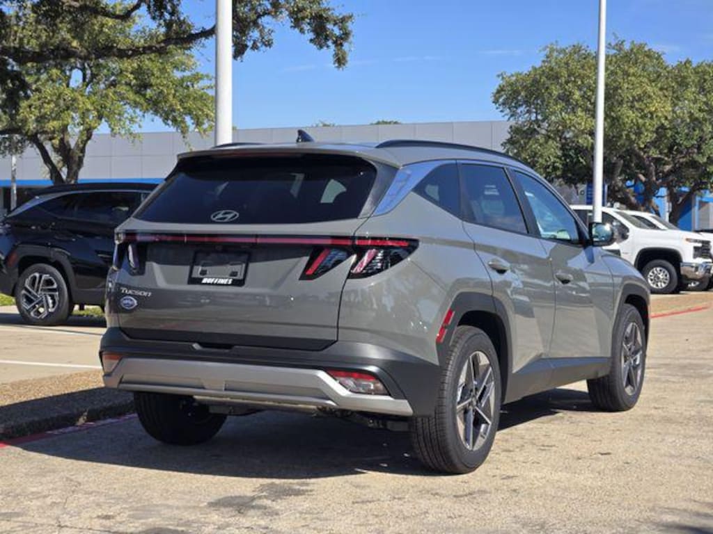 New 2026 Hyundai Tucson SEL Premium FWD SUV