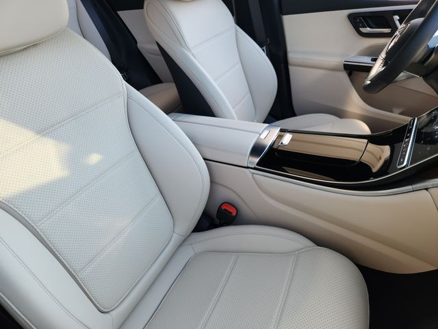 2026 Mercedes-Benz GLC Base - Photo 9