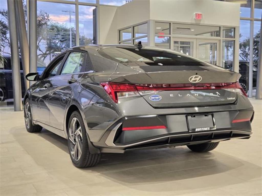 New 2026 Hyundai Elantra Limited Sedan
