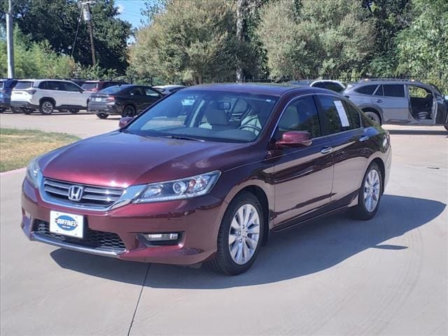 Used 2014 Honda Accord EX-L with VIN 1HGCR2F83EA181643 for sale in Corinth, TX