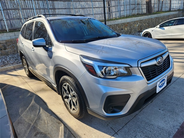 2020 Subaru Forester Premium's photo