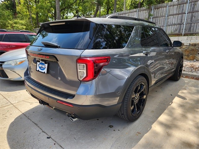 2024 Ford Explorer ST-Line photo 4