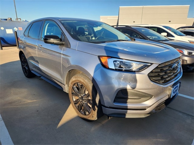 2024 Ford Edge SE's photo