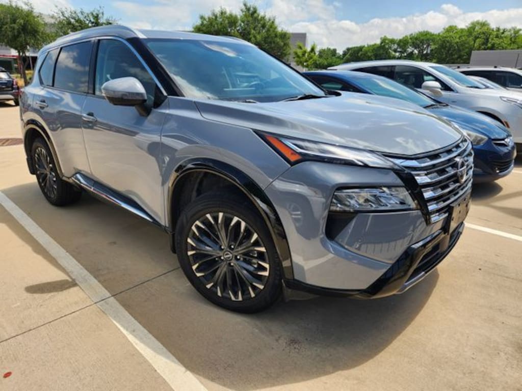 Used 2024 Nissan Rogue Platinum SUV