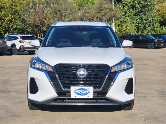 Used 2022 Nissan Kicks SV with VIN 3N1CP5CV7NL513997 for sale in Corinth, TX