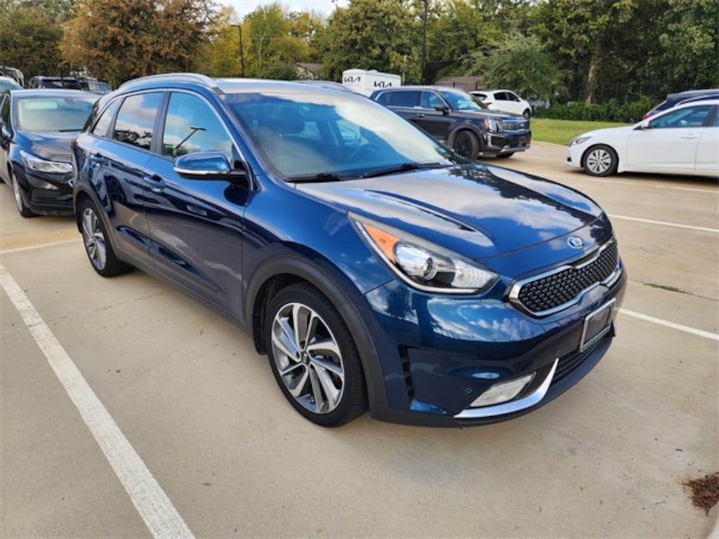 Used 2017 Kia Niro Touring SUV