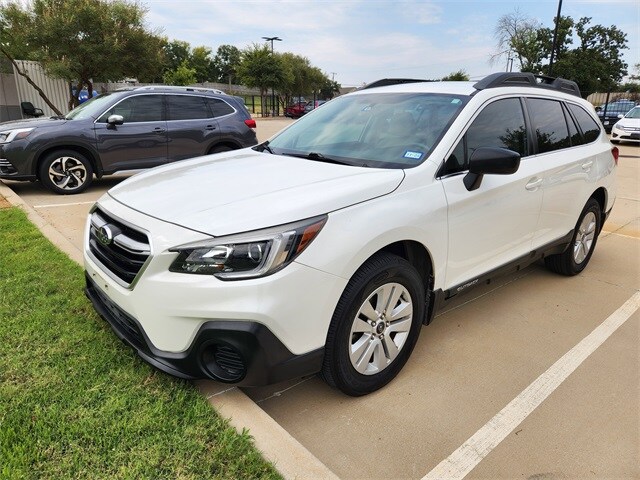 2018 Subaru Outback 2.5i photo 2