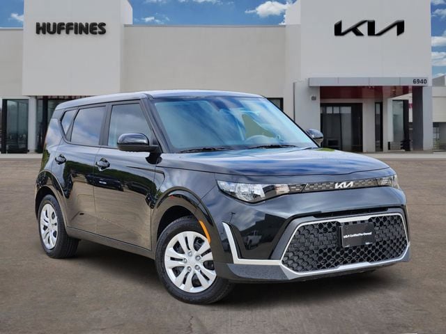 2025 Kia Soul 2.0L LX IVT's photo