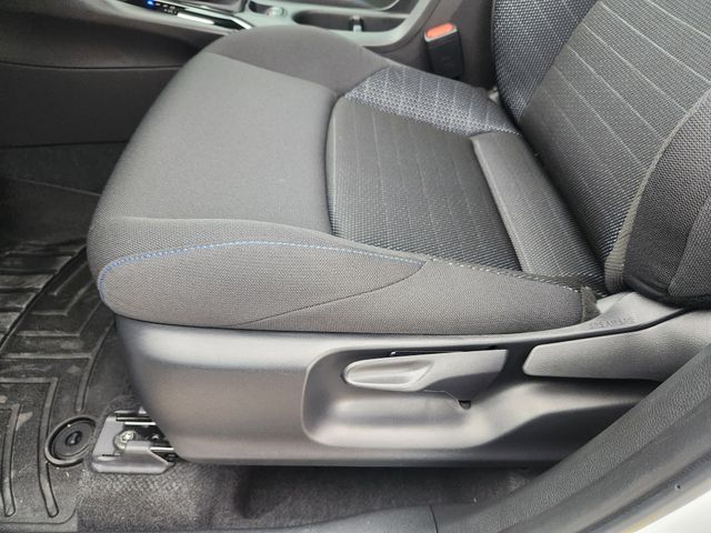 2025 Toyota Corolla Cross SE - Photo 25