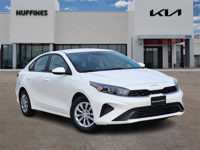 2023 Kia Forte LX