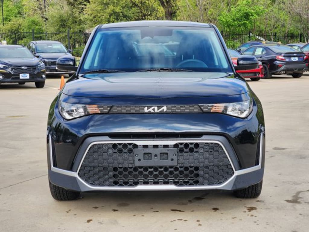 Certified 2025 Kia Soul Hatchback
