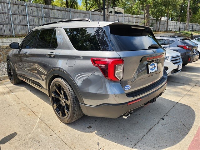 2024 Ford Explorer ST-Line photo 3