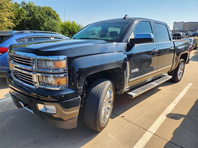 2015 Chevrolet Silverado 1500 High Country photo 2