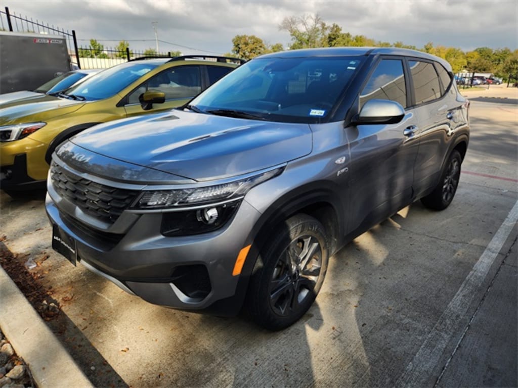 Certified 2022 Kia Seltos LX SUV