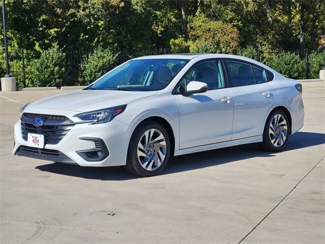 2025 Subaru Legacy Limited photo 3