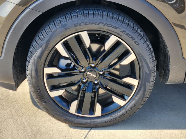 2025 Kia Telluride SX - Photo 11