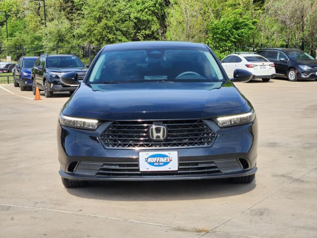 Used 2024 Honda Accord EX Sedan