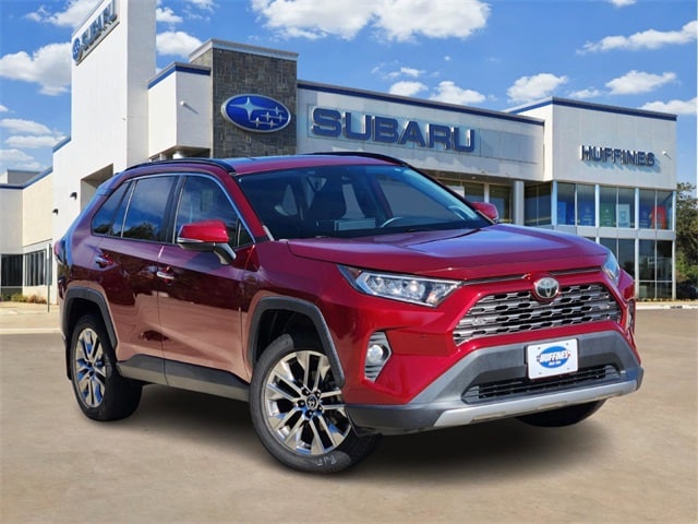 2019 Toyota RAV4 Limited's photo