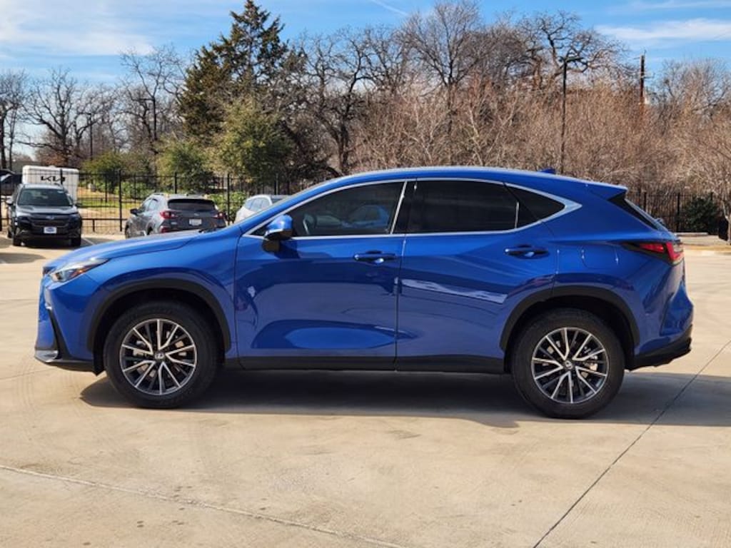 Used 2025 Lexus NX 250 Premium SUV
