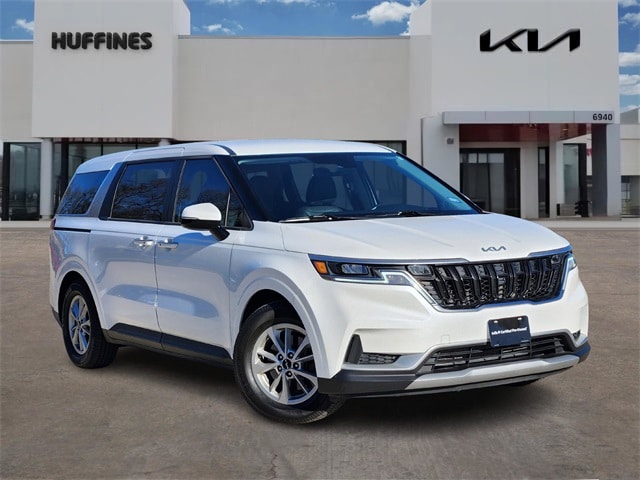 2023 Kia Carnival LX Seat Pkg's photo