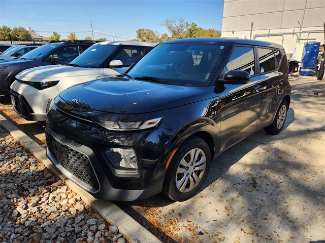 2020 Kia Soul LX photo 2