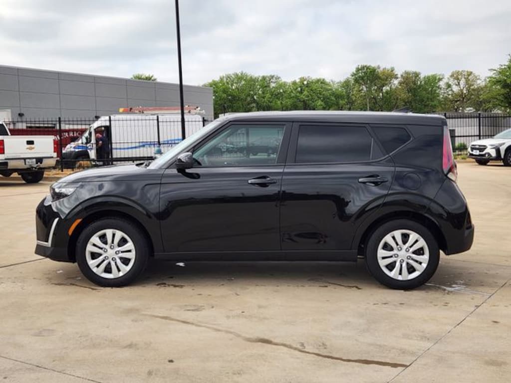 Certified 2025 Kia Soul LX Hatchback
