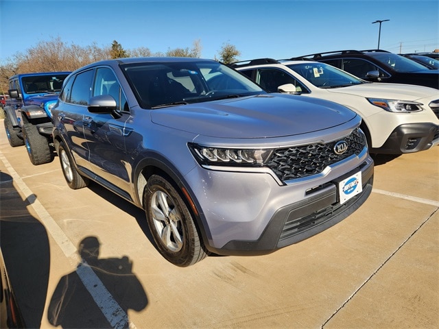 2021 Kia Sorento LX's photo