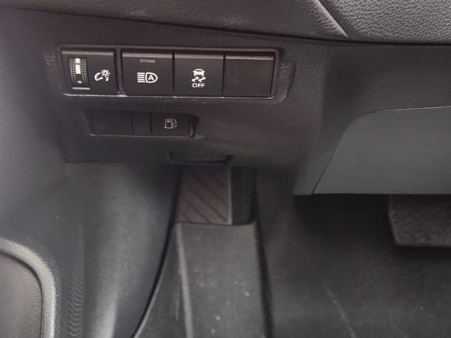 2025 Toyota Corolla Cross SE - Photo 23