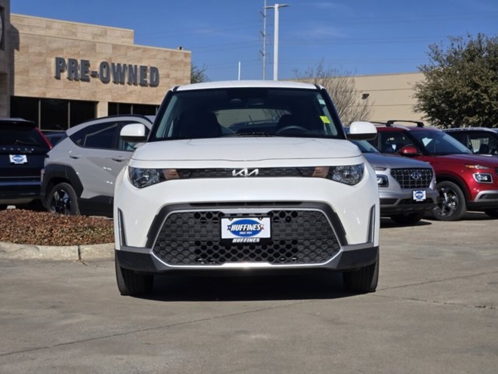 Certified 2025 Kia Soul LX Hatchback