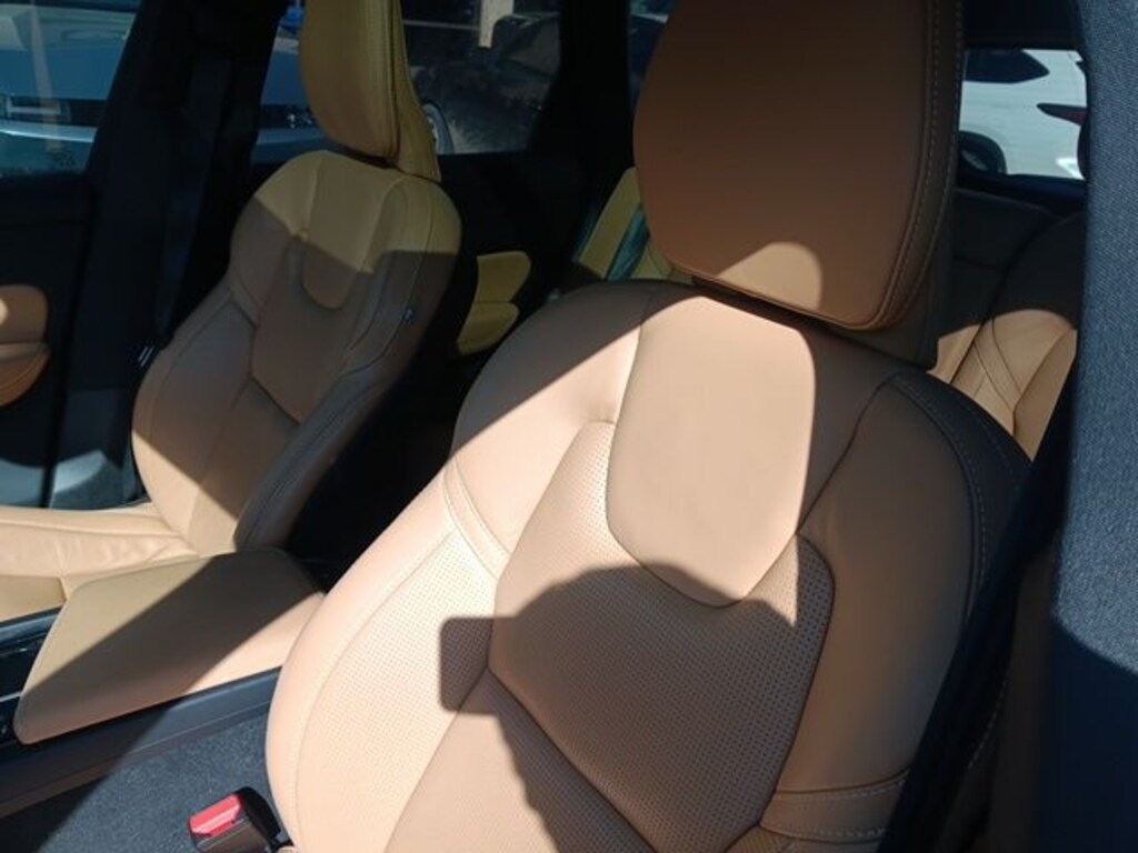 Used 2024 Volvo XC60 B5 Ultimate Dark Theme SUV