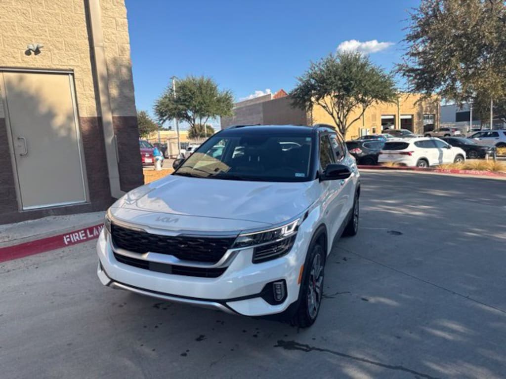 Certified 2022 Kia Seltos SX SUV