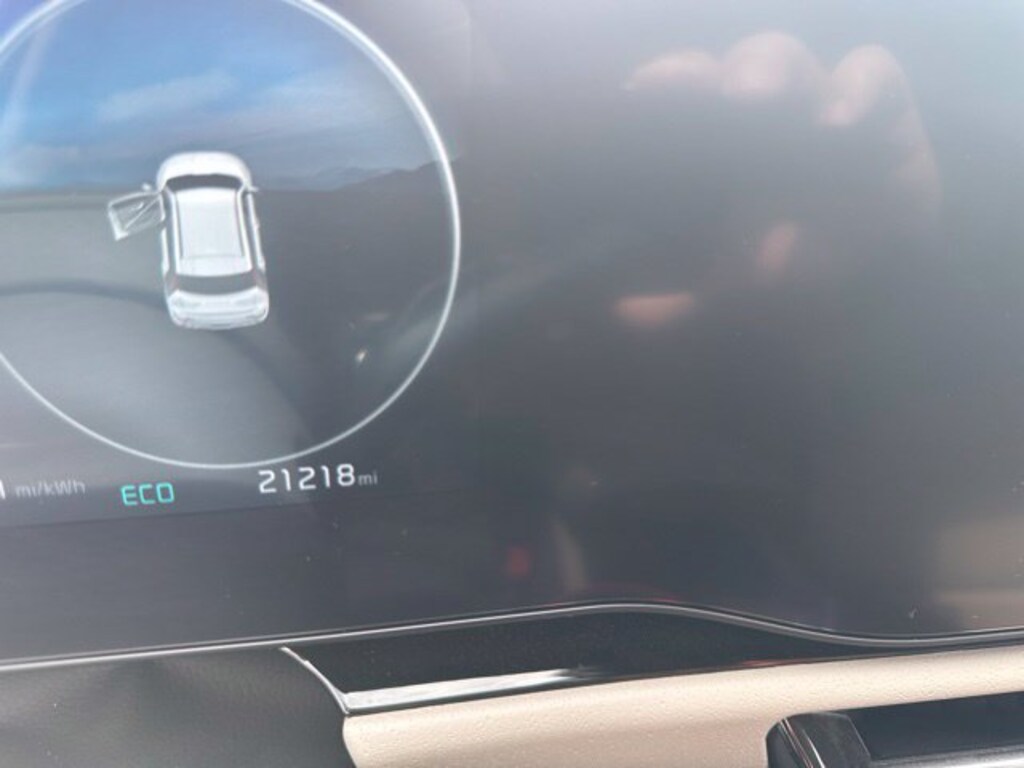 Certified 2023 Kia Niro EV Wave SUV