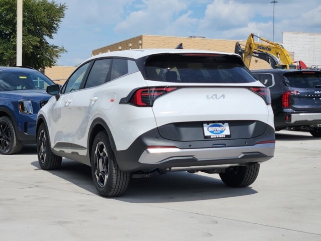 New 2026 Kia Sportage EX SUV