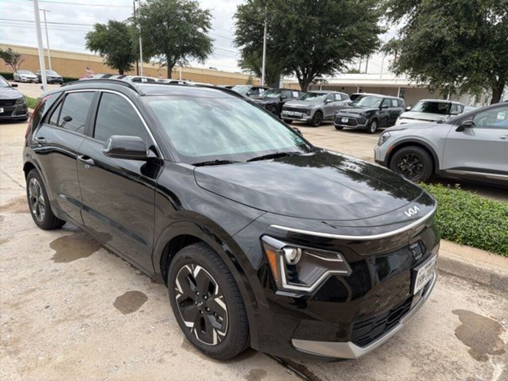 Certified 2023 Kia Niro EV Wind SUV