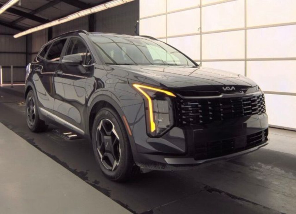 Certified 2026 Kia Sportage EX SUV